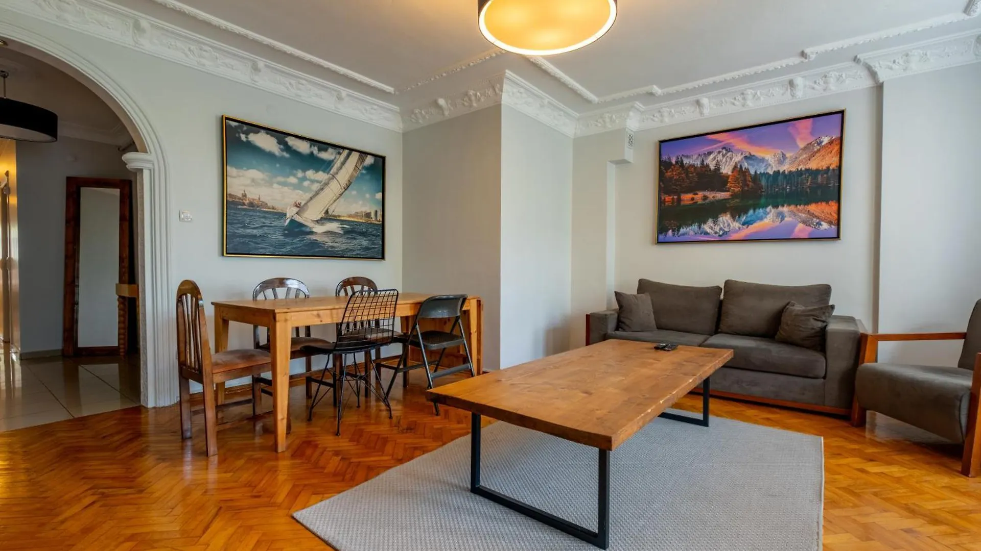 3-Bedroom Apartment - Central Location - Elevator Istanbul