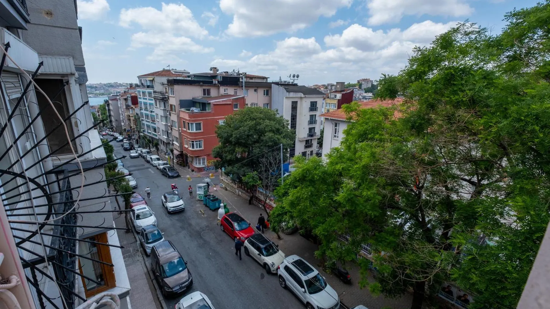 3-Bedroom Apartment - Central Location - Elevator Istanbul