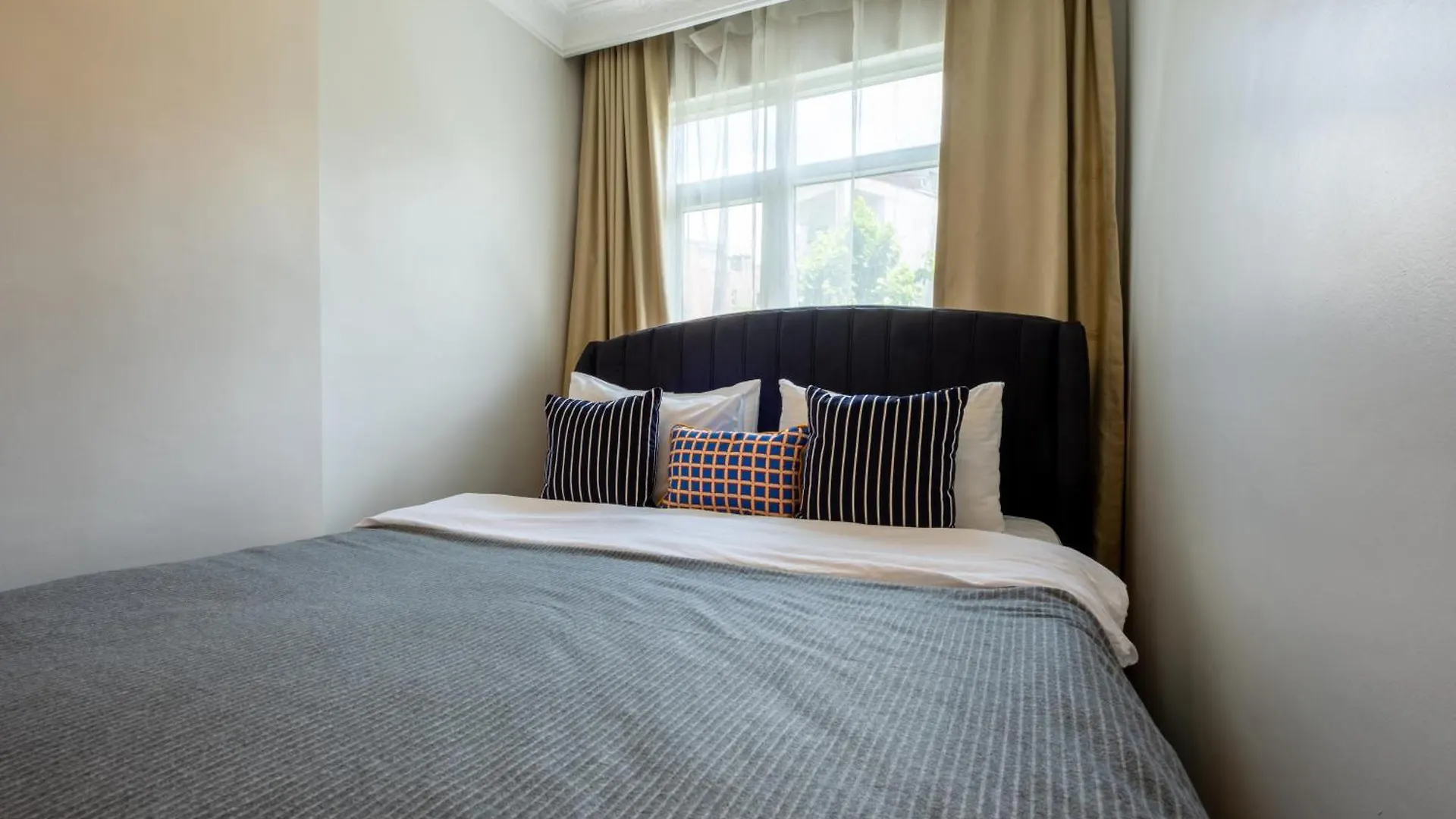 3-Bedroom Apartment - Central Location - Elevator Isztambul Törökország